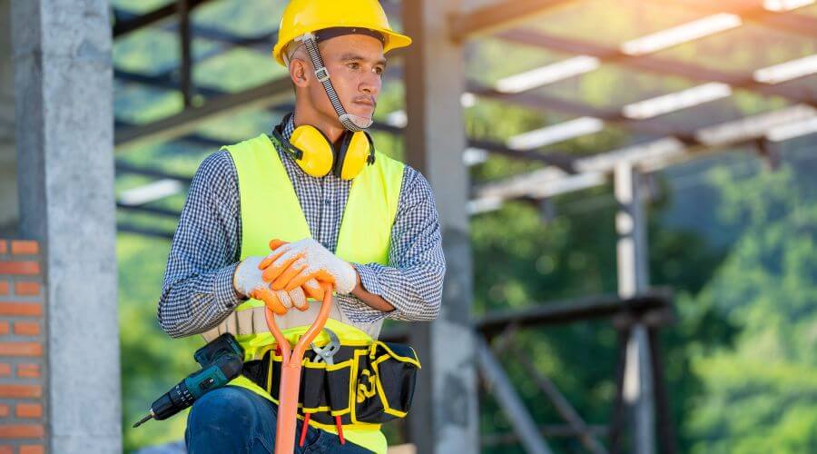 Professional gutter cleaning in Bristow, IA